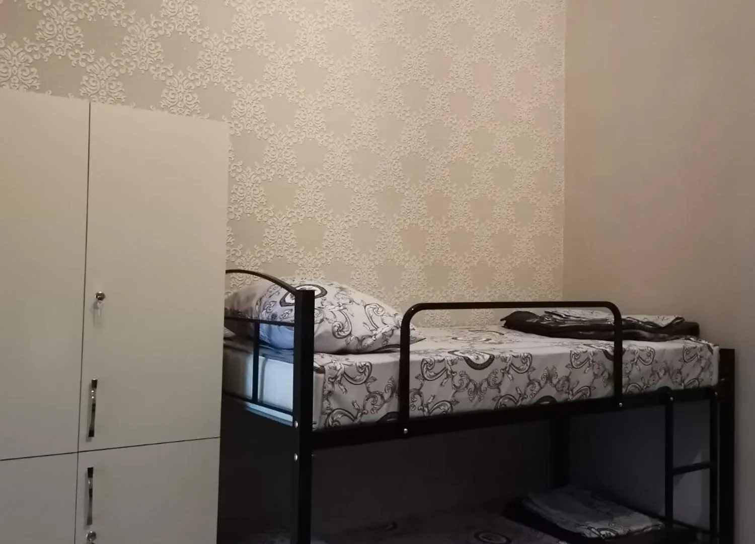 Eminera Hostels Baku 0*,