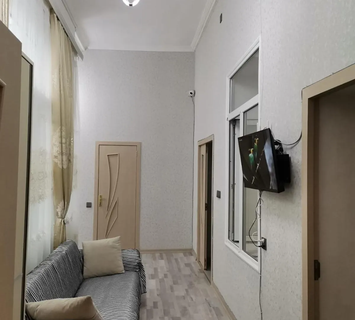 Eminera Hostels Baku 0*,